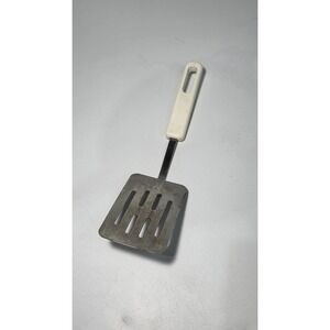 Vintage EKCO U.S.A.‎ Slotted Keyhole Spatula